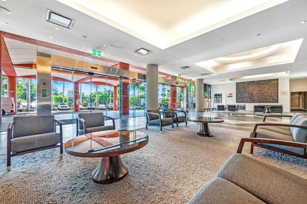 'Towering Palms' Resort-Style Apartment With A Separate Studio Darwin Luaran gambar